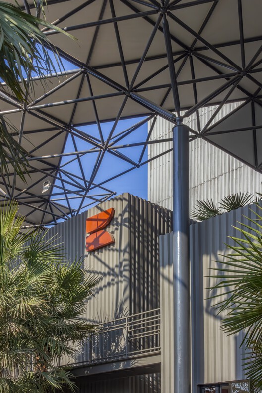 Karachi Steel Industries / DB Studios + Modative Design Studio - Image 4 of 23