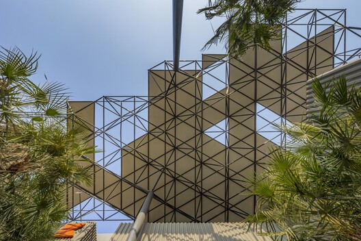 Karachi Steel Industries / DB Studios + Modative Design Studio - Image 10 of 23