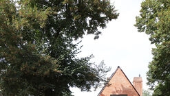 Meandering Furniture Villa Renovation / Atelier Tom Vanhee