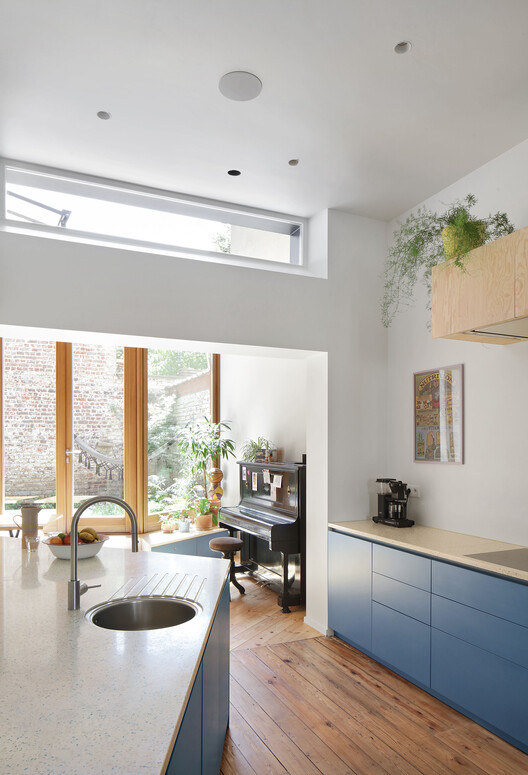 Butterfly Townhouse / Atelier Tom Vanhee - Interior Photography, Kitchen, Countertop, Wood, Lighting