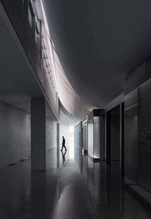 Porcelain Source Museum / Atelier Deshaus - Image 8 of 28