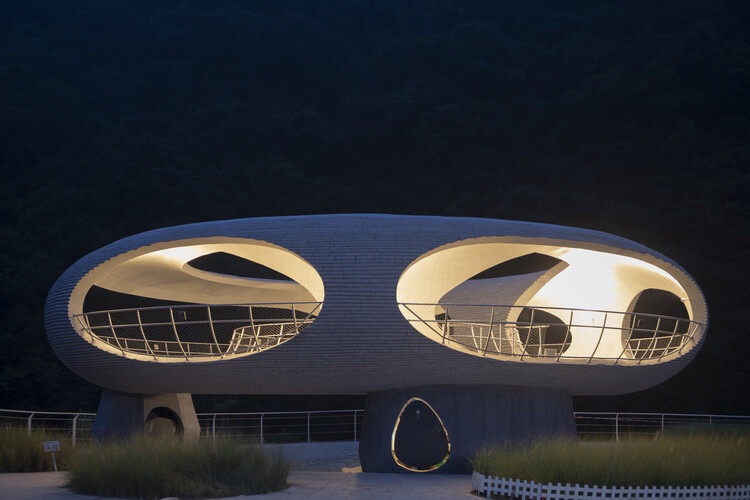 Circuito de Descanso com Vistas / HCCH Studio - Fotografia de Exterior