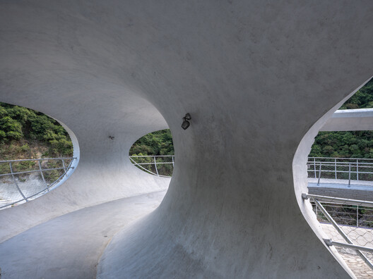 Resting Loop with Views / HCCH Studio - Image 23 of 55