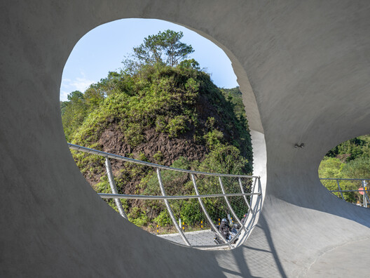 Resting Loop with Views / HCCH Studio - Image 27 of 55