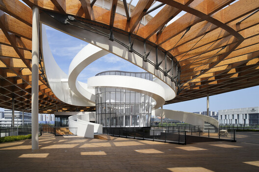 Jiaxing HRNT Cultural Center / THAD SUP Atelier - Image 6 of 31