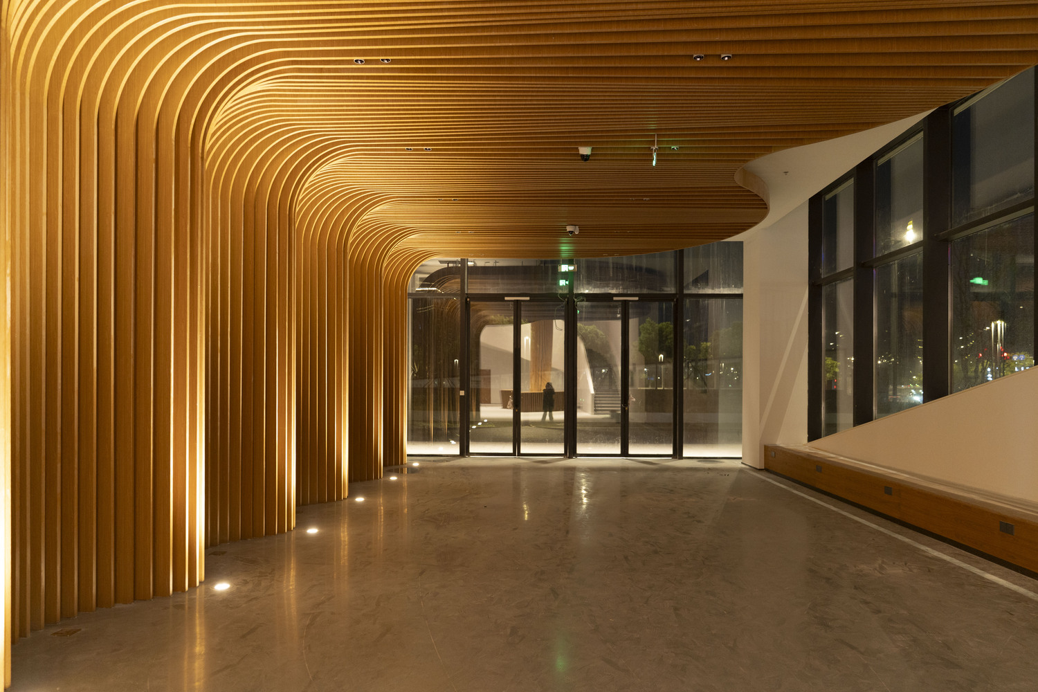 画廊 嘉兴高铁新城文化中心 / 清华大学建筑设计研究院-素朴工作室 - 12