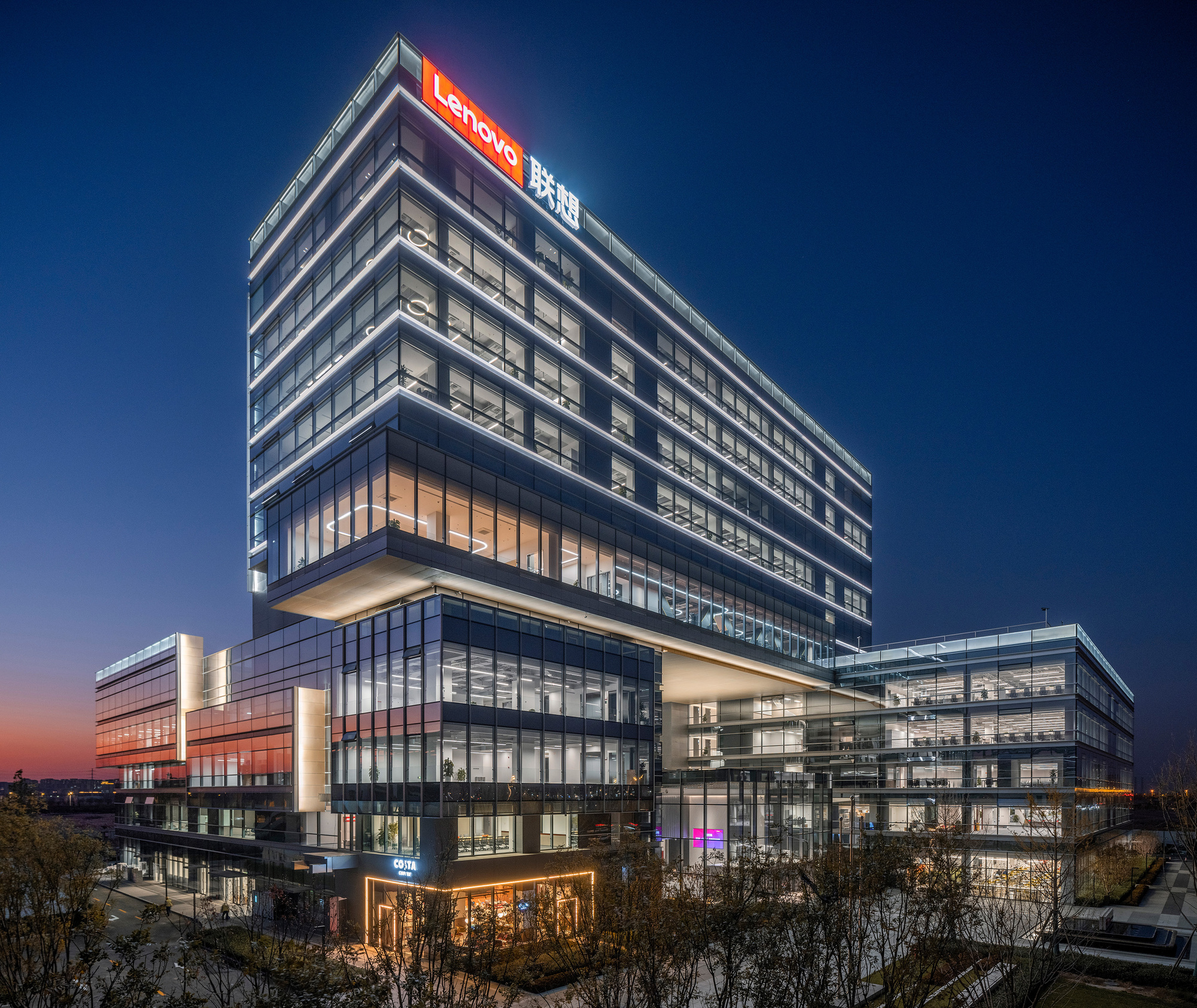 Gallery of Lenovo Tianjin Innovation Park / E PLUS DESIGN - 12