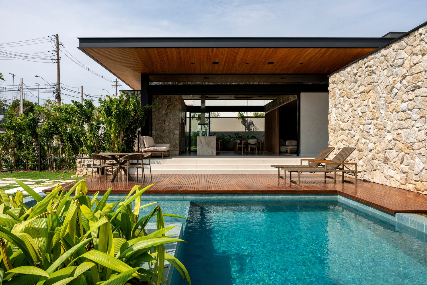 Galeria de Casa Virtis / Fitore Arquitetura - 2