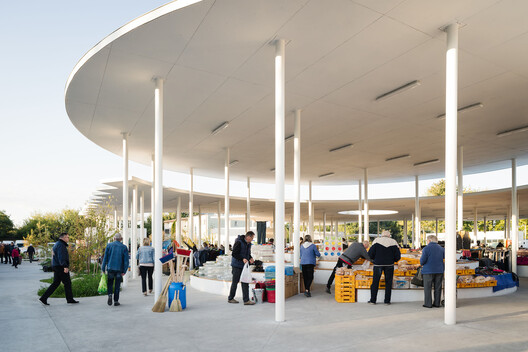 Designing the Public Market: Architecture for Gathering, Trading, and Belonging - Image 7 of 20