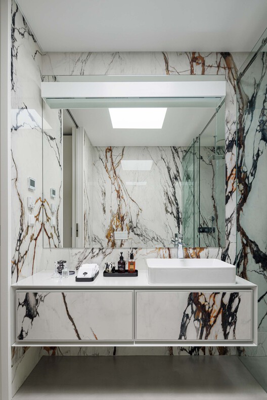 CC House – Quinta dos Carvalhos / Inception Architects Studio - Interior Photography, Bathroom, Countertop, Sink