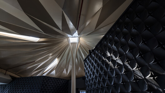 Urban Sparkle for Hokkaido Sachi Restaurant Thao Dien  / Takashi Niwa Architects - Interior Photography, Lighting