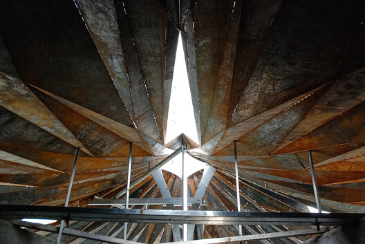 Urban Sparkle for Hokkaido Sachi Restaurant Thao Dien  / Takashi Niwa Architects - Image 17 of 22