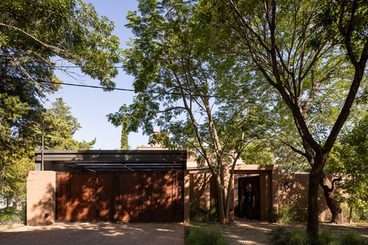House around the Tree / otro estudio - Image 6 of 21