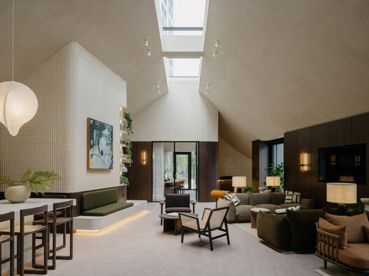 Canvas Arthur House / Tigg + Coll Architects