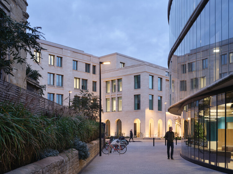 牛津大学施瓦茨曼人文中心 / Hopkins Architects - 建筑图, 表皮