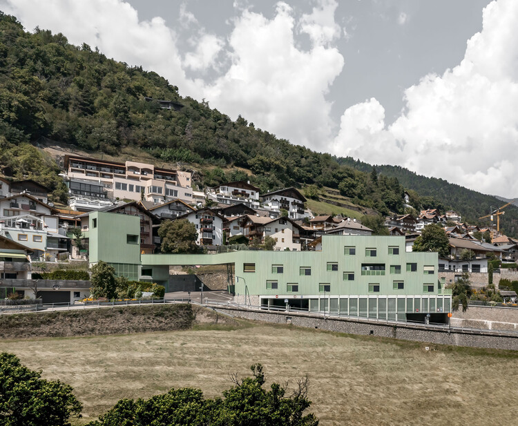 Kindergarten and Daycare Center in Barbiano / Roland Baldi Architects - More Images