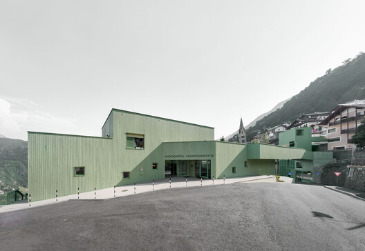 Kindergarten and Daycare Center in Barbiano / Roland Baldi Architects - Exterior Photography