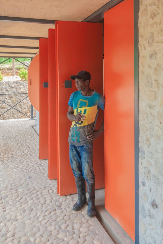 Community Center in Bercy-Cavaillon Haiti / Emergent Vernacular Architecture (EVA Studio) - Interior Photography