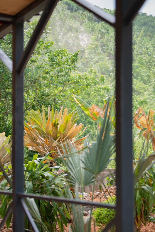 Community Center in Bercy-Cavaillon Haiti / Emergent Vernacular Architecture (EVA Studio) - Interior Photography, Garden