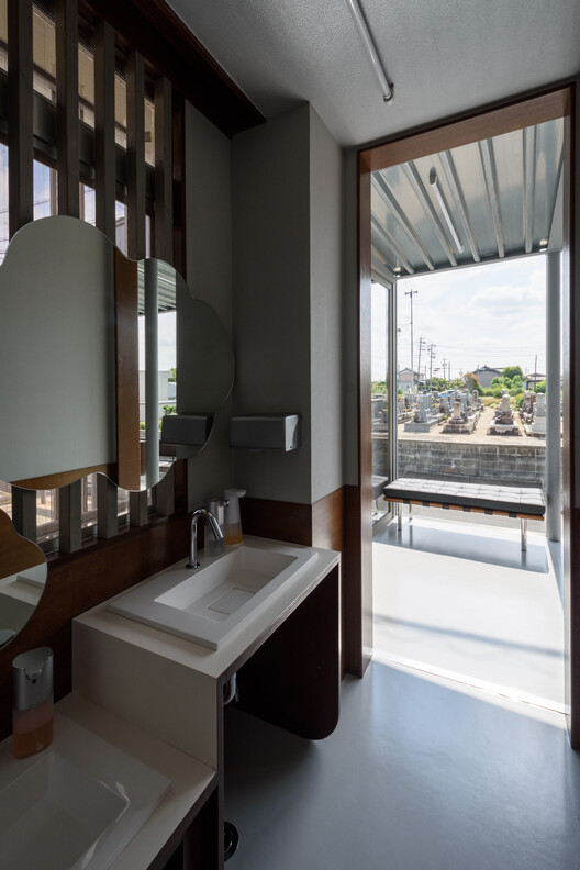 Clinic O / Takayuki Kuzushima and Associates - Image 15 of 29