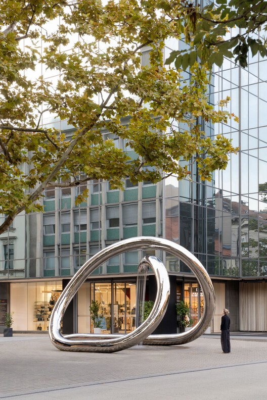 escultura acuática LJ/P PLUS arhitekti + m.kocbek Architects - fotografía exterior