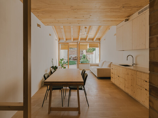 Casa 130AUS / Vallribera Noray Arquitectes - Fotografia de Interiores, Sala de Jantar, Madeira, Cadeira