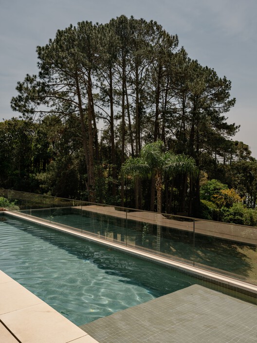 JL Dam House / Garbin Arquitetos - Image 12 of 22