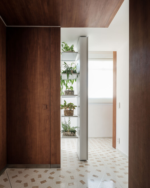 Apartamento Paço de Coimbra / Pianca Arquitetura + Erika Rufino - Imagem 21 de 37