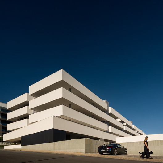 Edifício MOT-L Residence / Mário Martins Atelier - Imagem 21 de 26