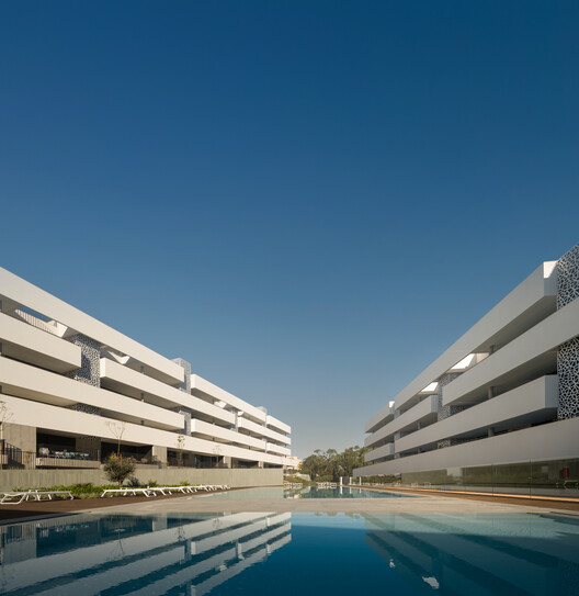 Edifício MOT-L Residence / Mário Martins Atelier - Fotografia de Exterior