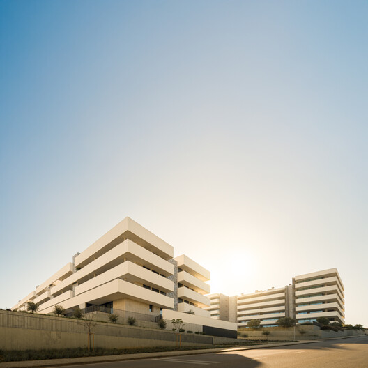 Edifício MOT-L Residence / Mário Martins Atelier - Fotografia de Exterior