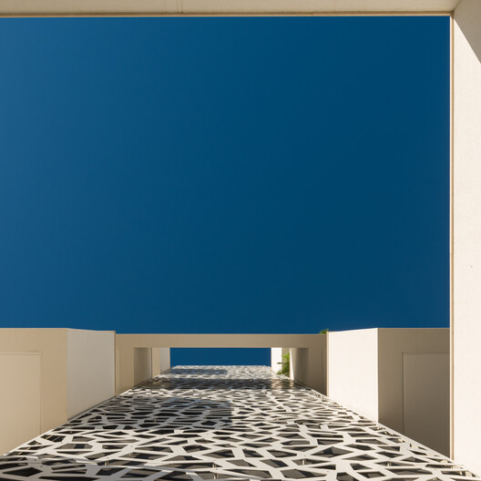 Edifício MOT-L Residence / Mário Martins Atelier - Imagem 5 de 26