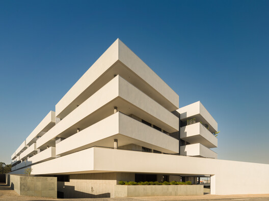 Edifício MOT-L Residence / Mário Martins Atelier - Fotografia de Exterior