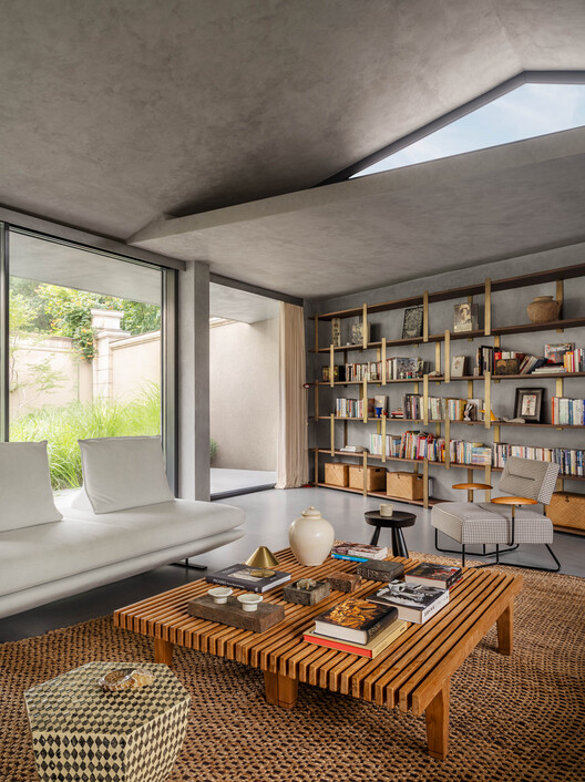 Beijing Art Villa / TEMP - Interior Photography, Living Room, Wood, Table, Chair