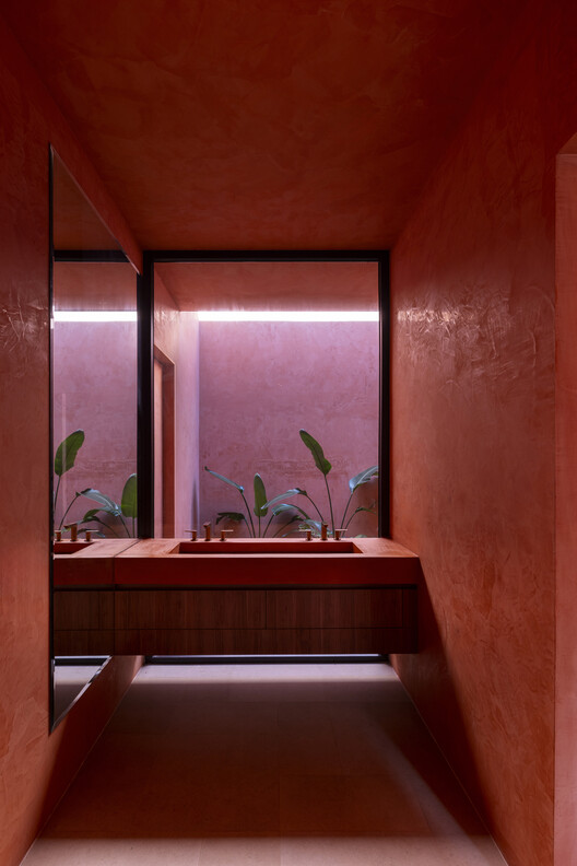 Six Courtyards House / VOID - Image 15 of 21