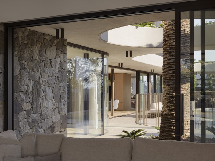 Casa Gawler Crescent / Ben Walker Architects - Imagem 16 de 27