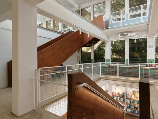 Taiping Elementary School, Keelung / KHAA (Kuo+Huang and Associates) - Image 2 of 26