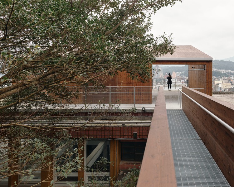 Escuela Keelulia, Kelolites (KUosOHaHang and Associates) - Imagen 8 de 26