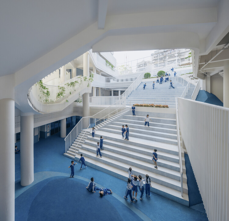 Escuela primaria de Wuzhou/Oficina de arquitectura popular: fotografía 4 de 54