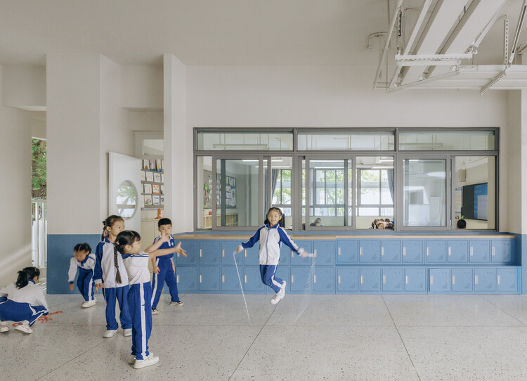 Escuela primaria de Wuzhou/Oficina de Arquitectura Popular-Foto interior