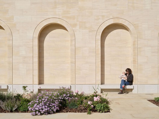 Schwarzman Center for the Humanities - University of Oxford / Hopkins Architects - Interior Photography, Arch, Concrete, Arcade