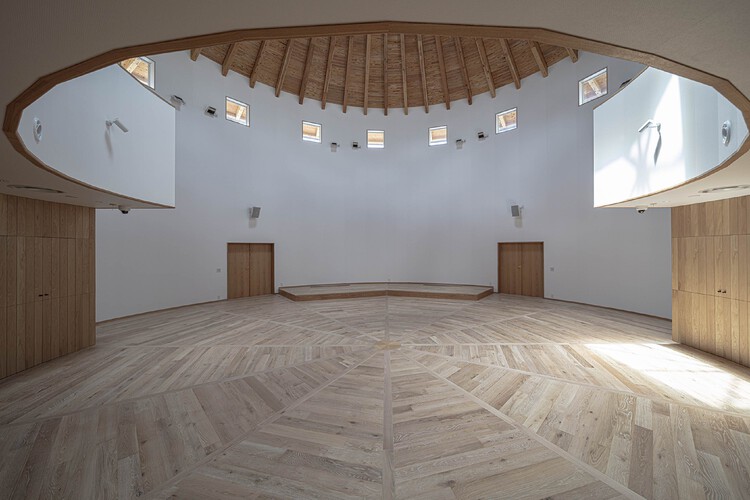 Creche Himi Shinmachi / Shio Architect Design Office - Imagem 2 de 21