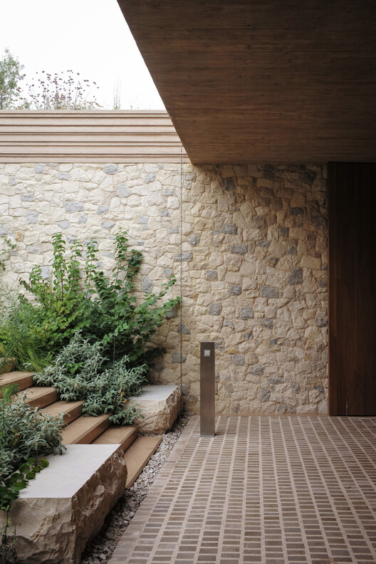 Villa A / Carl Gerges Architects - Interior Photography, Brick, Concrete