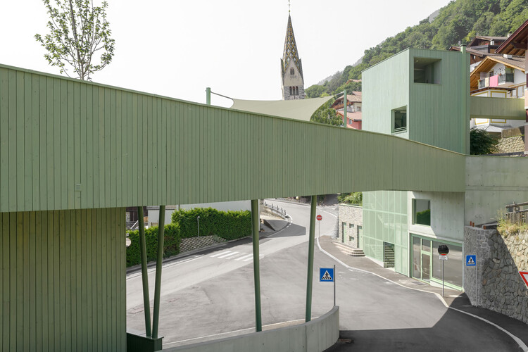 Guardería y escuela infantil en Balbiano / Roland Baldi Architects - Imagen 5 de 30