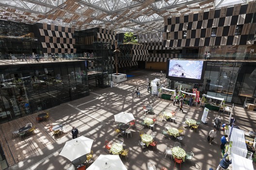 “Built Environment: An Alternative Guide to Japan” Exhibition in Montréal Examines Resilient Japanese Architecture - Image 14 of 23