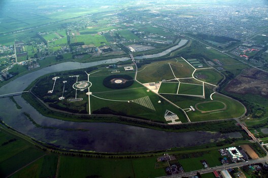 “Built Environment: An Alternative Guide to Japan” Exhibition in Montréal Examines Resilient Japanese Architecture - Image 9 of 23