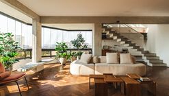 MR Apartment / Ana Sawaia Arquitetura