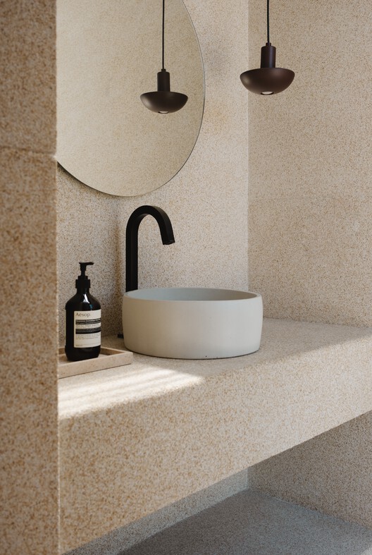 MR Apartment / Ana Sawaia Arquitetura MR Apartment / Ana Sawaia Arquitetura - Interior Photography, Bathroom, Sink