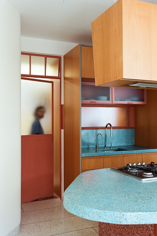  Apartamento Edificio Sant’Anna / Pianca Arquitetura - Fotografía interior, Madera, Cocina, Encimera, Vidrio, Tarjas