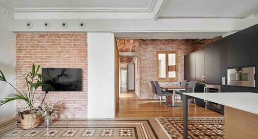 From Industry to the Living Room: Metal Furniture in Interior Architecture - Image 13 of 31